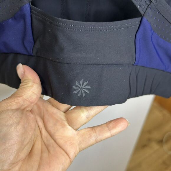 ATHLETA‎ Bonaire Bikini Top Laser Cut Sports Bra Seamless Black Wirefree Sz M - Picture 6 of 9